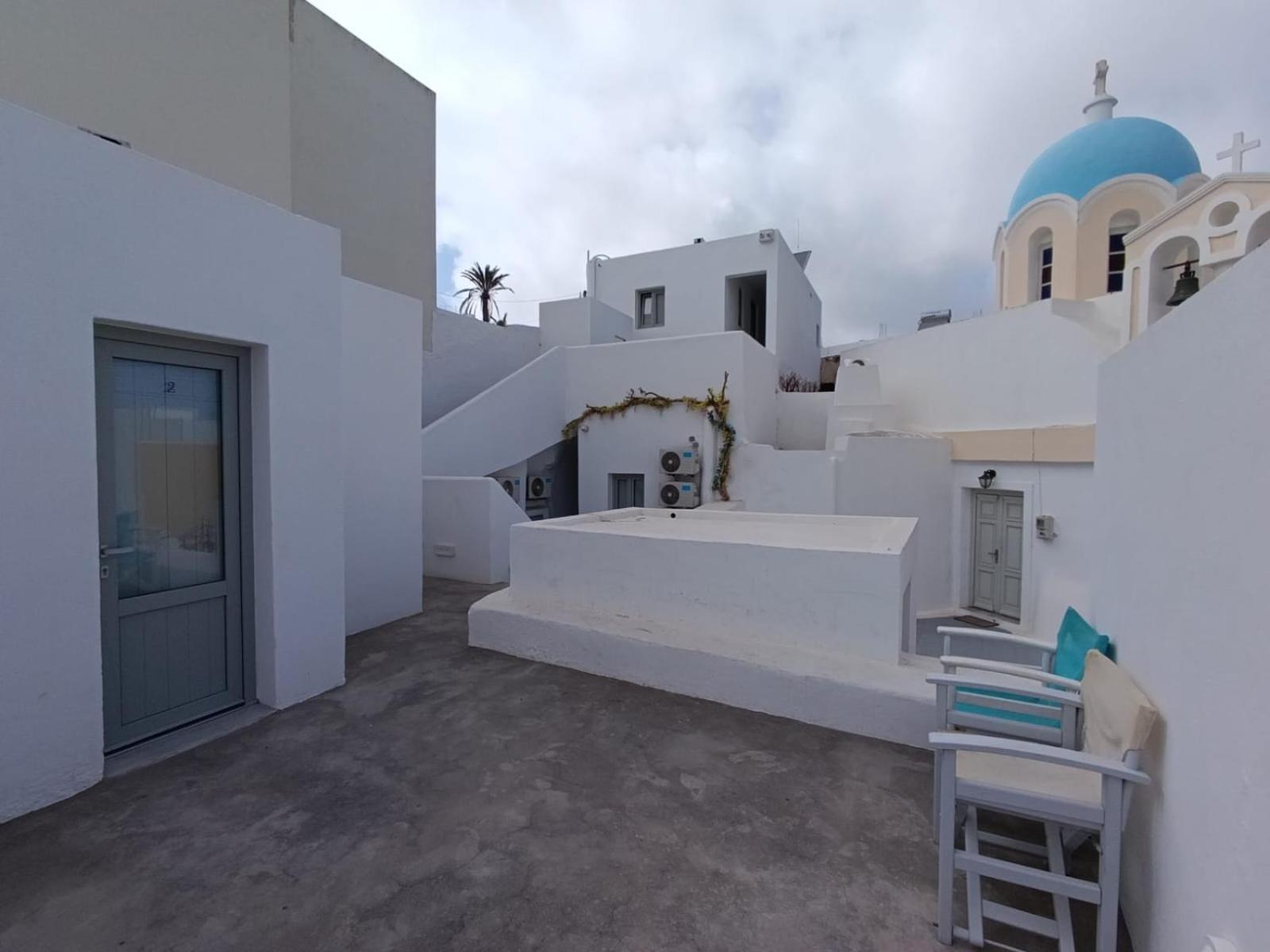 Fira Comfort Rooms Exterior foto